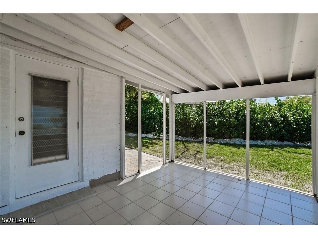 2300 Estey Avenue Naples FL 34104 226012692 image23