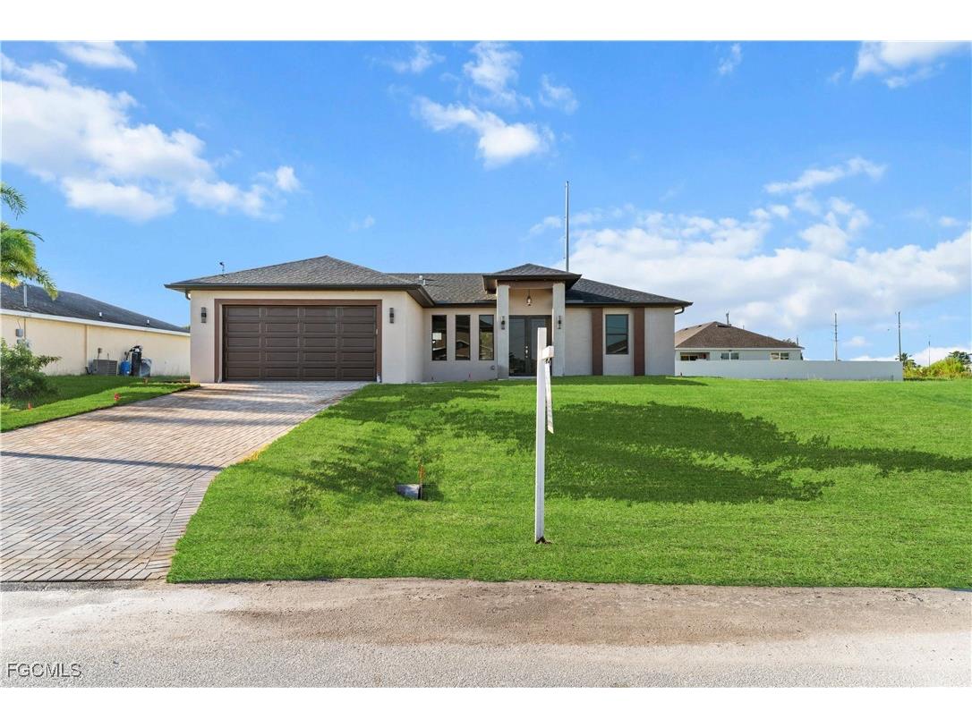 2300 NW 8th Terrace Cape Coral FL 33993 2025014247 image1