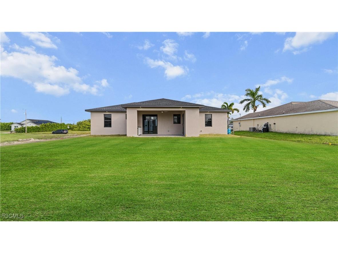 2300 NW 8th Terrace Cape Coral FL 33993 2025014247 image24