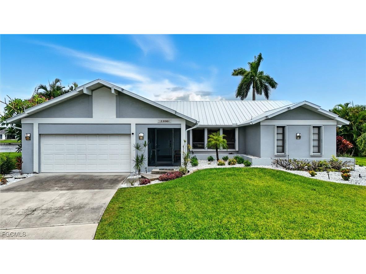 2300 SW 39th Terrace Cape Coral FL 33914 2025004634 image1