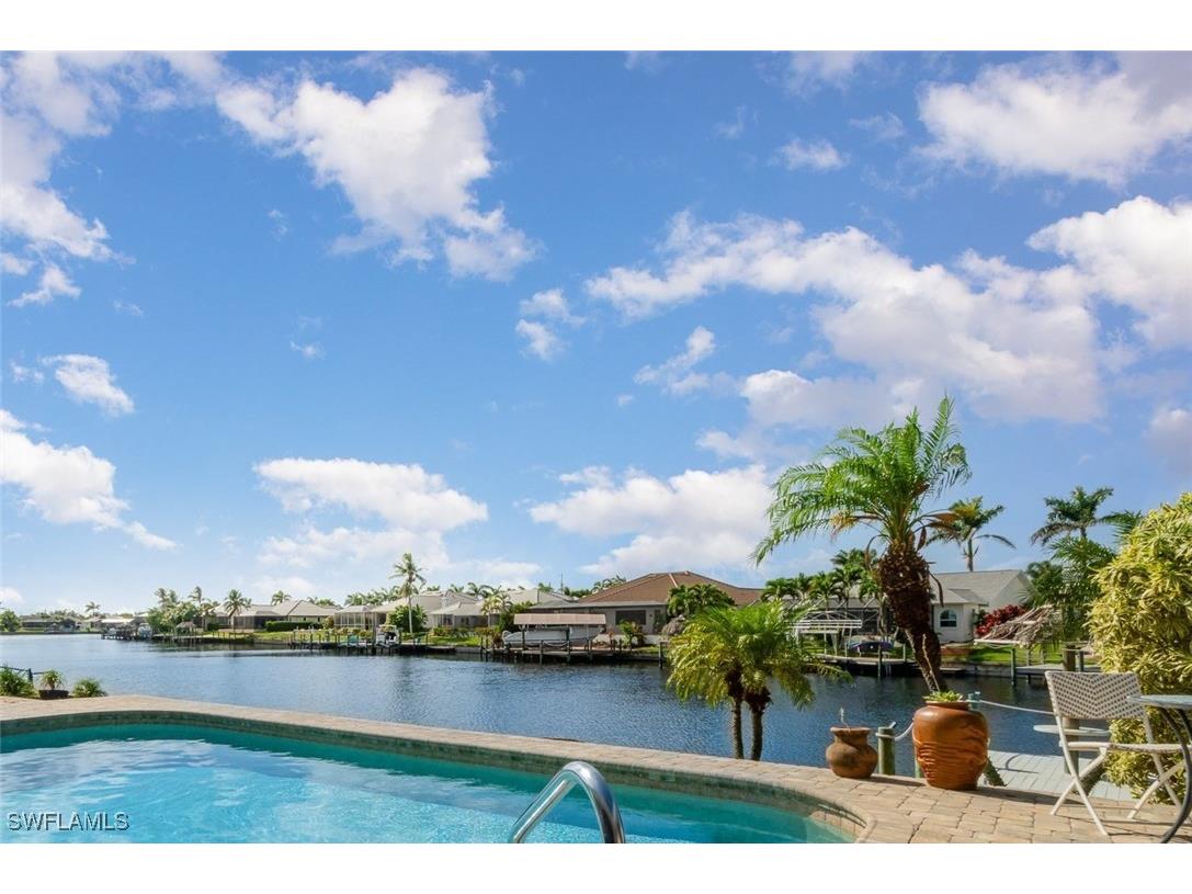 2300 SW 49th Terrace Cape Coral FL 33914 225049055 image1