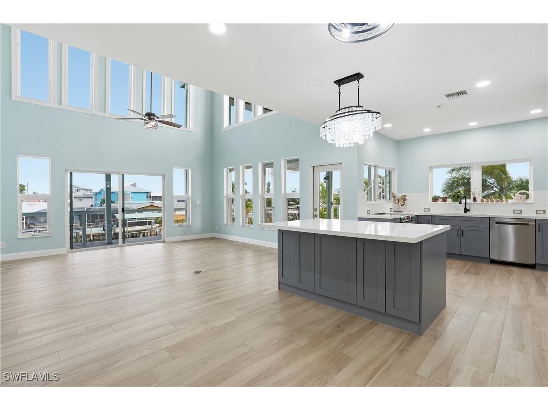 2300 Sycamore Street Saint James City FL 33956 226004484 image4