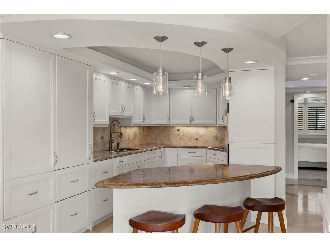 2301 Gulf Shore Boulevard N #114 Naples FL 34103 225053514 image13