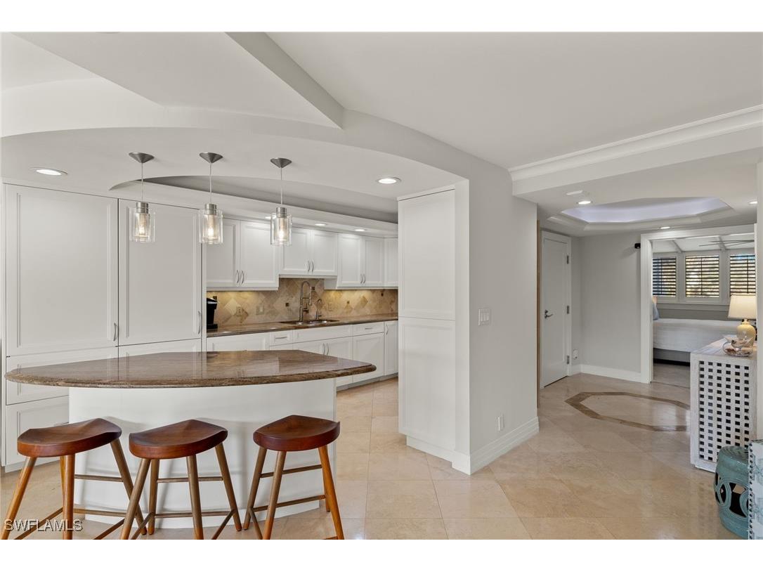 2301 Gulf Shore Boulevard N #114 Naples FL 34103 225053514 image15