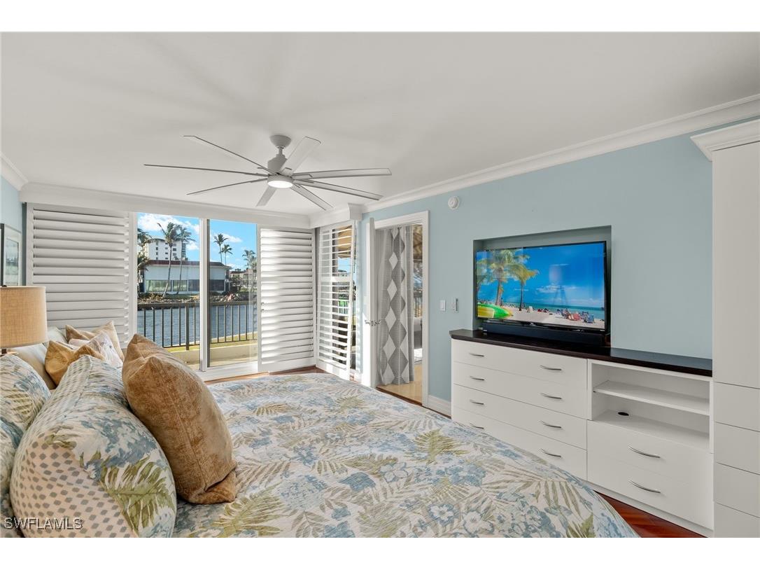 2301 Gulf Shore Boulevard N #114 Naples FL 34103 225053514 image17