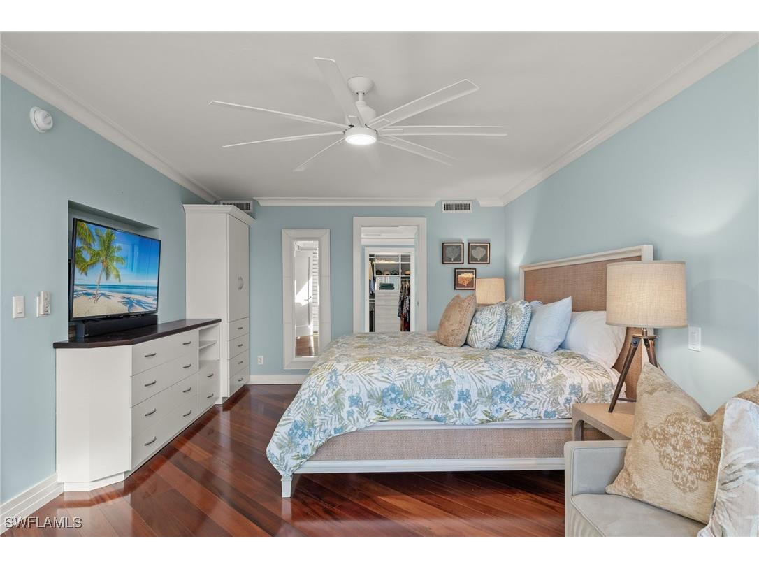 2301 Gulf Shore Boulevard N #114 Naples FL 34103 225053514 image19