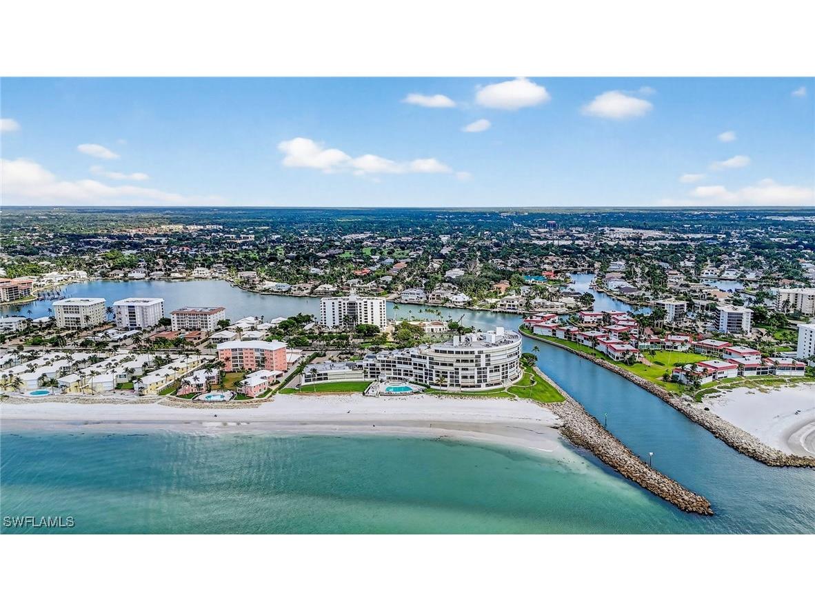2301 Gulf Shore Boulevard N #114 Naples FL 34103 225053514 image6