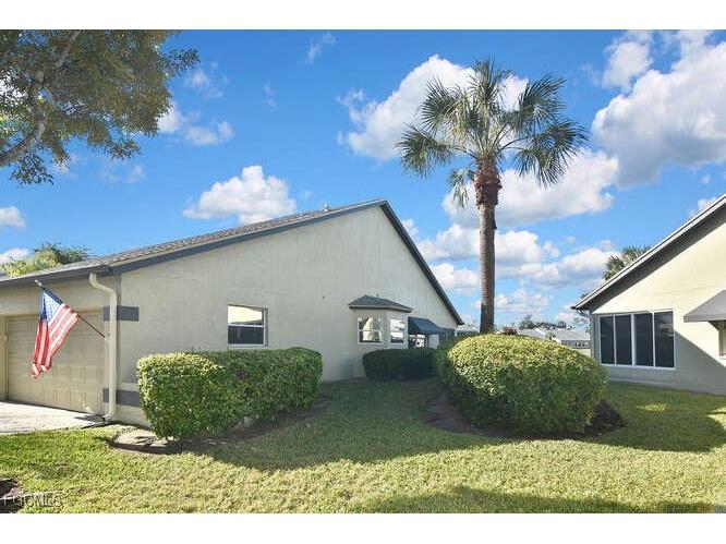 2301 Mcgregor Park Circle Fort Myers FL 33908 2026003705 image2