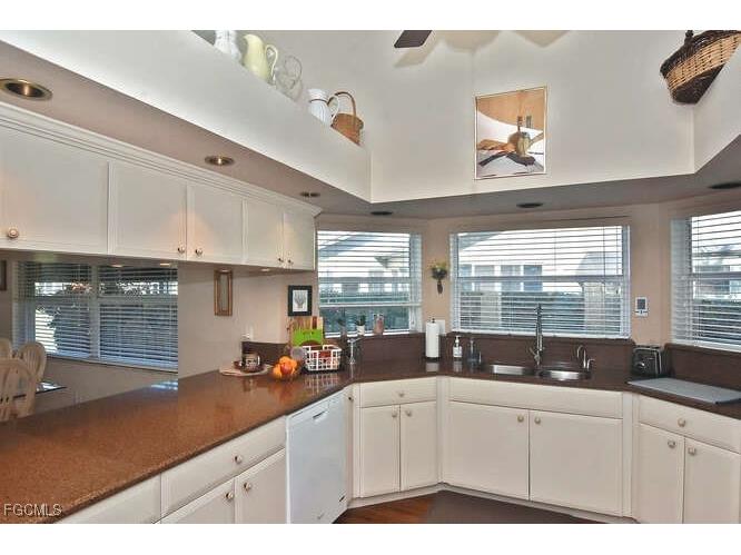 2301 Mcgregor Park Circle Fort Myers FL 33908 2026003705 image31