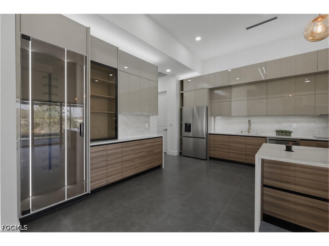 2301 NW 32nd Place Cape Coral FL 33993 2026018020 image30