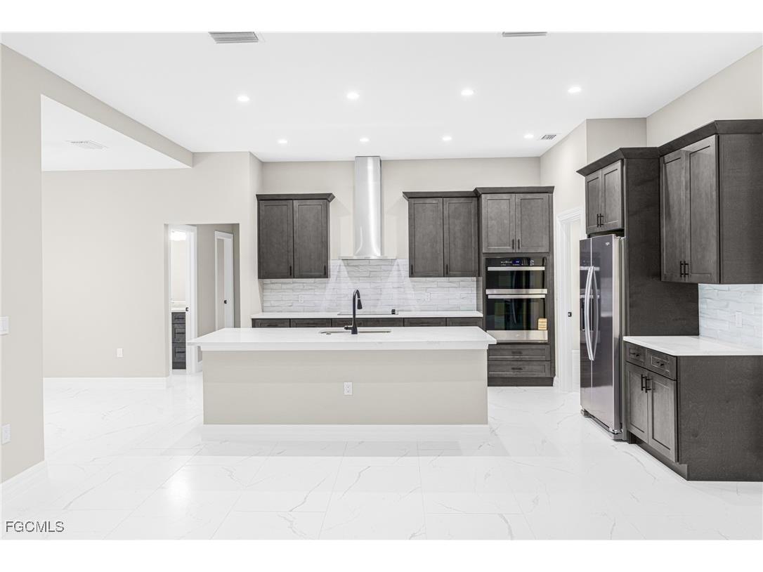 2301 NW 34th Avenue Cape Coral FL 33993 2025017151 image14