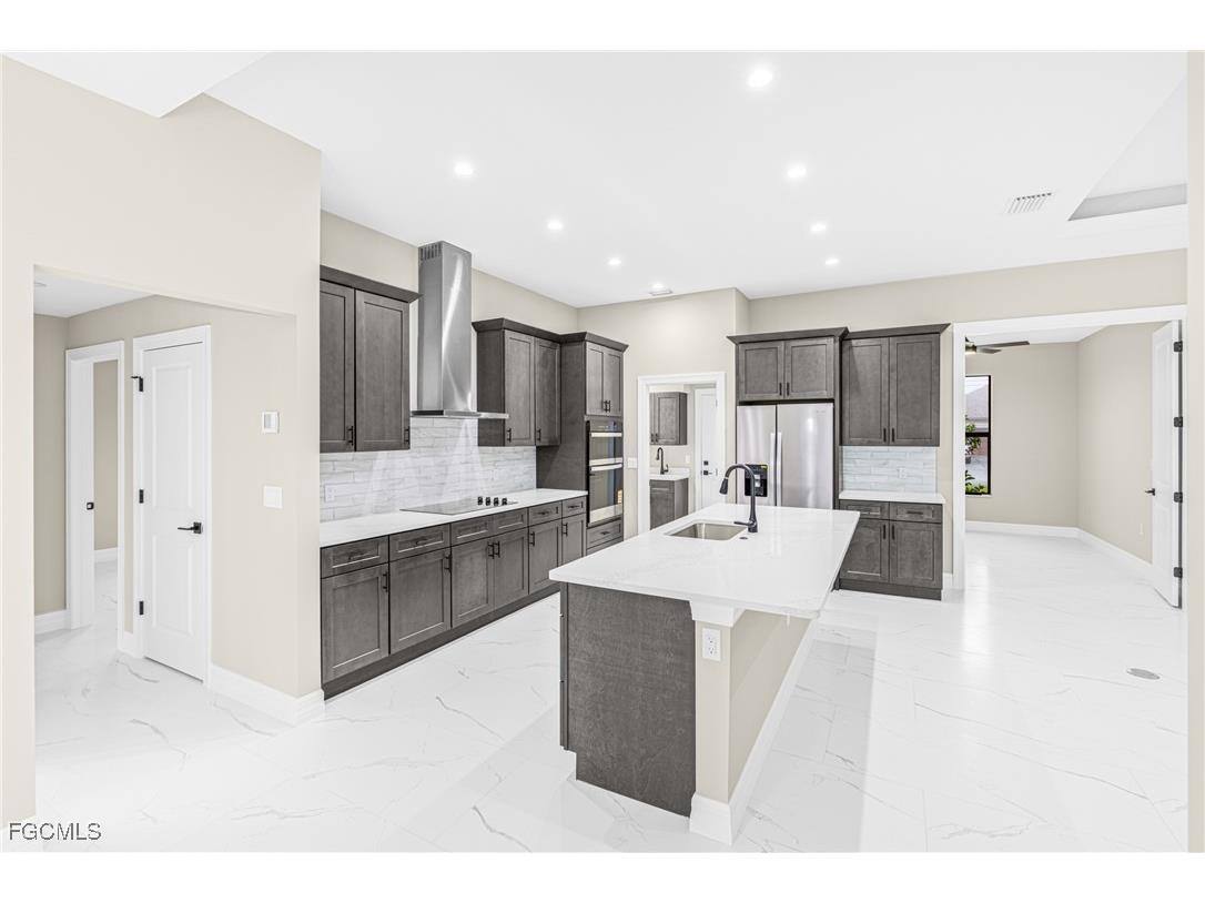 2301 NW 34th Avenue Cape Coral FL 33993 2025017151 image15