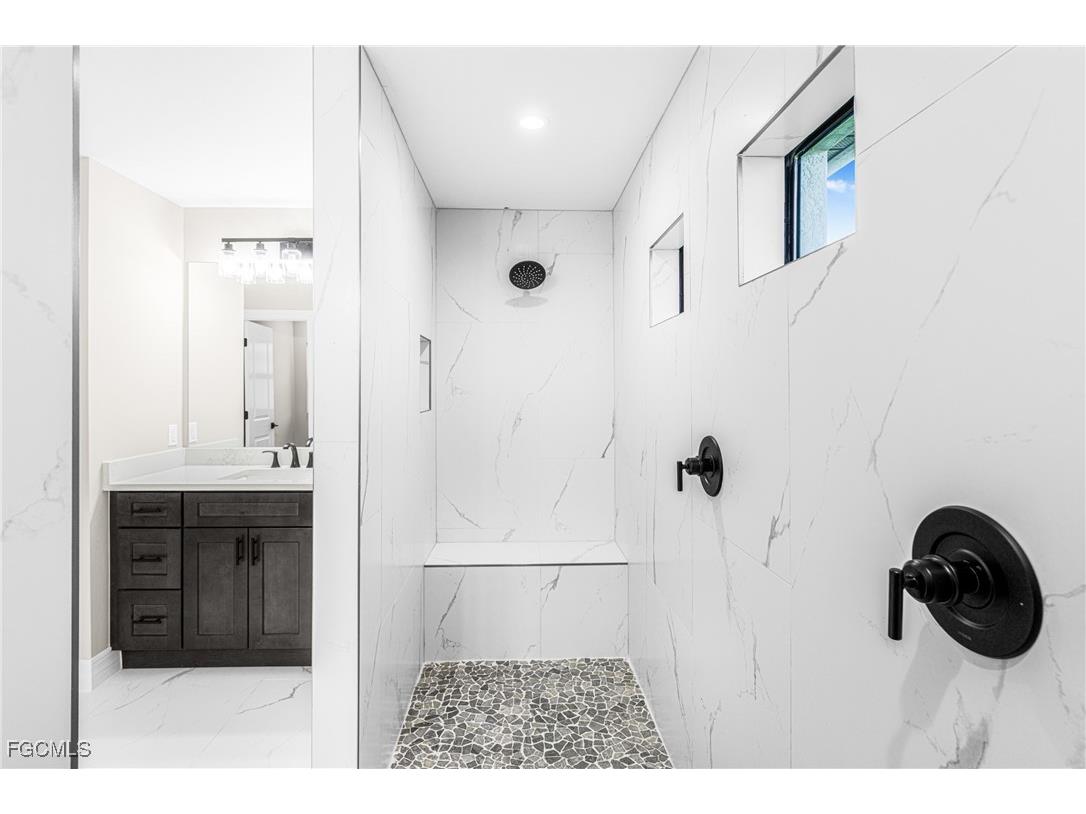 2301 NW 34th Avenue Cape Coral FL 33993 2025017151 image26