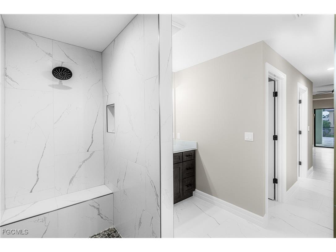 2301 NW 34th Avenue Cape Coral FL 33993 2025017151 image27