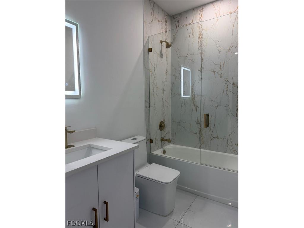 2301 NW 7th Street Cape Coral FL 33993 2026010424 image5
