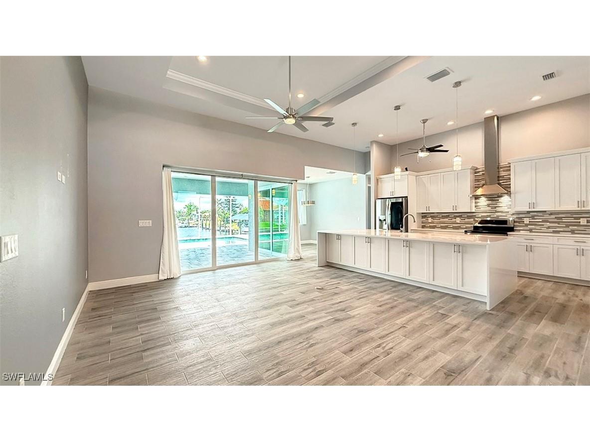 2301 SE 15th Street Cape Coral FL 33990 225054669 image1