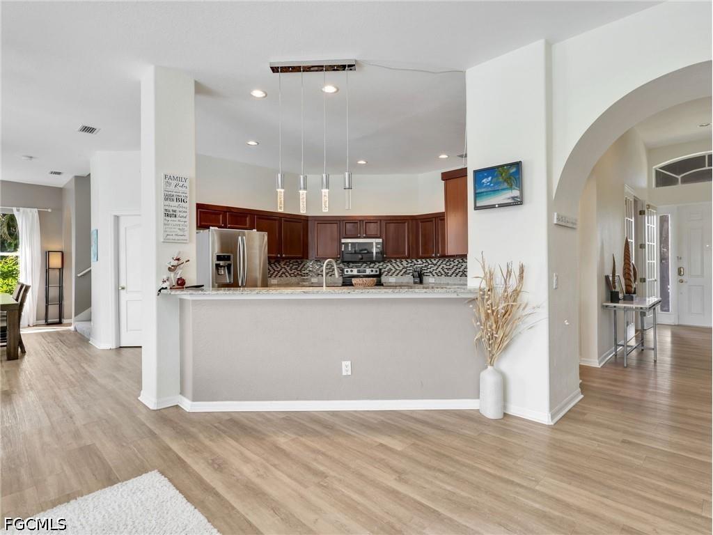 2301 SW 21st Avenue Cape Coral FL 33991 2026015832 image10