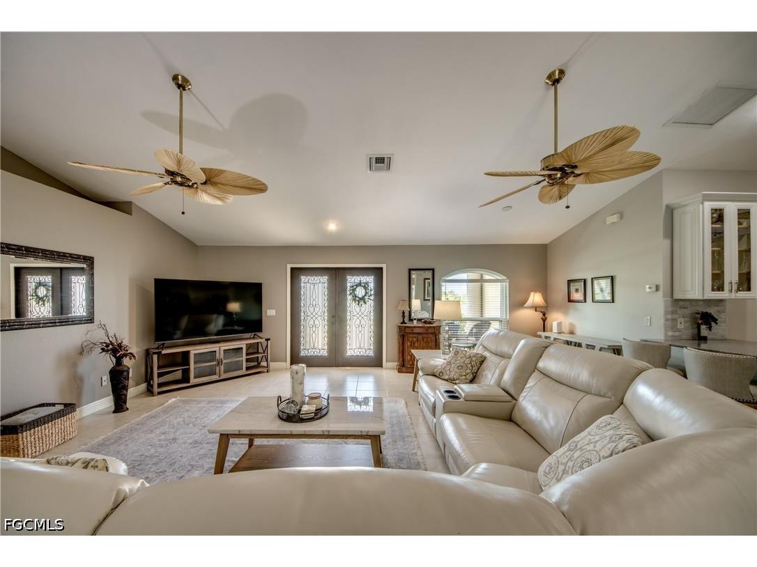 2301 SW 28th Lane Cape Coral FL 33914 2026020293 image24