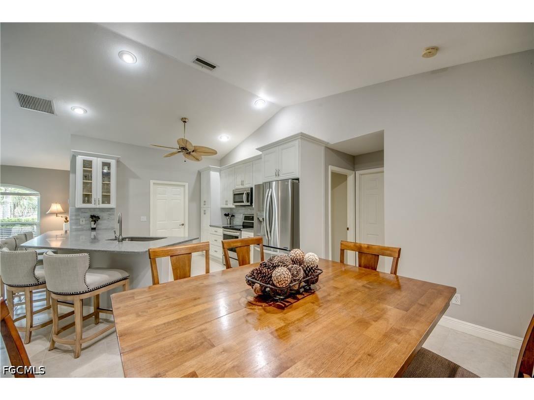 2301 SW 28th Lane Cape Coral FL 33914 2026020293 image28