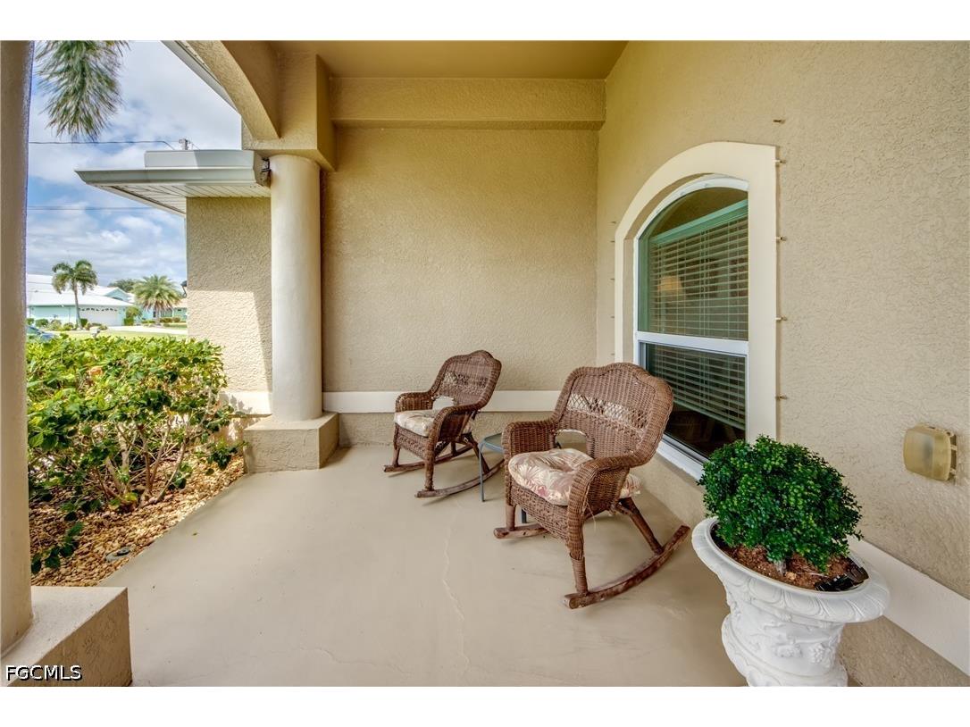 2301 SW 28th Lane Cape Coral FL 33914 2026020293 image35