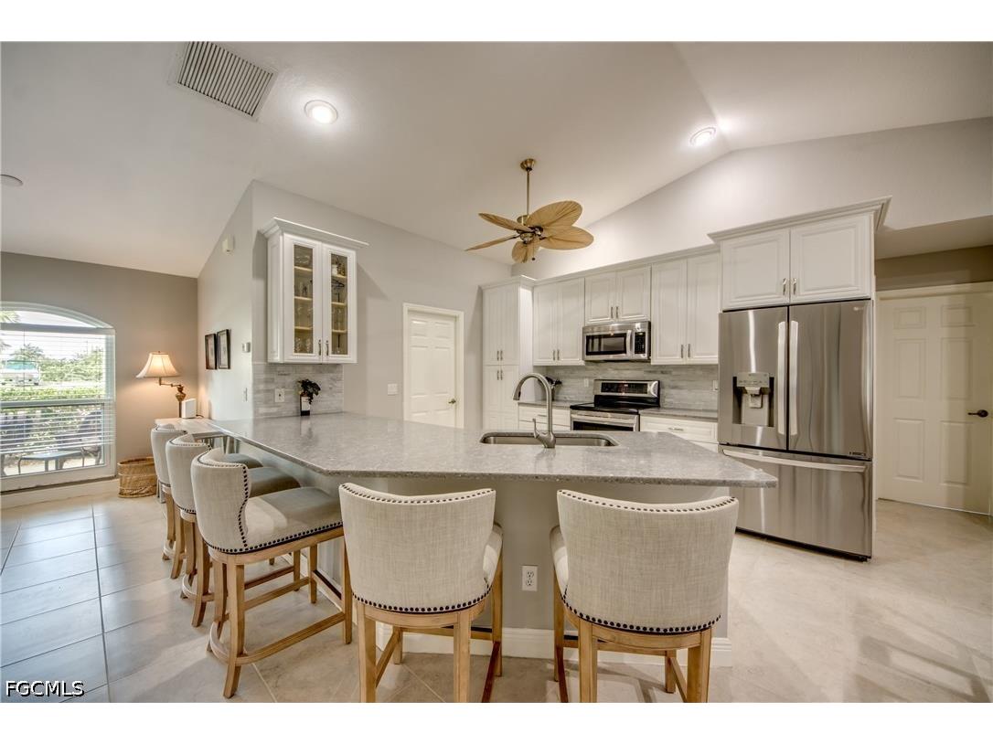 2301 SW 28th Lane Cape Coral FL 33914 2026020293 image6
