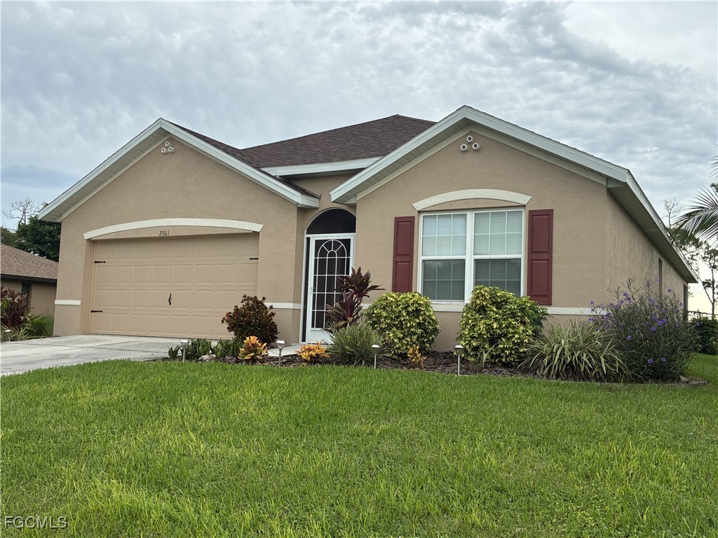 2301 SW 38th Terrace Cape Coral FL 33914 2025008921 image1