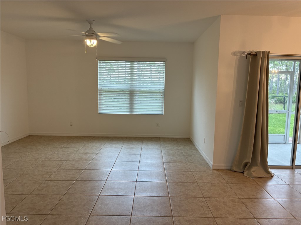 2301 SW 38th Terrace Cape Coral FL 33914 2025008921 image10