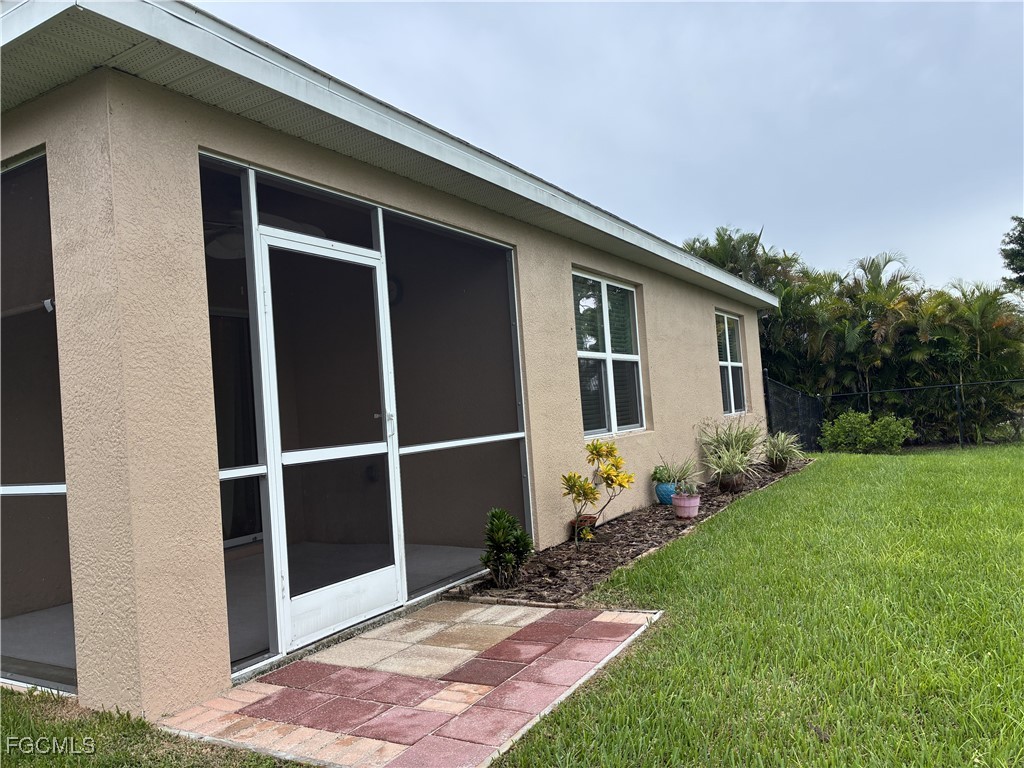 2301 SW 38th Terrace Cape Coral FL 33914 2025008921 image23