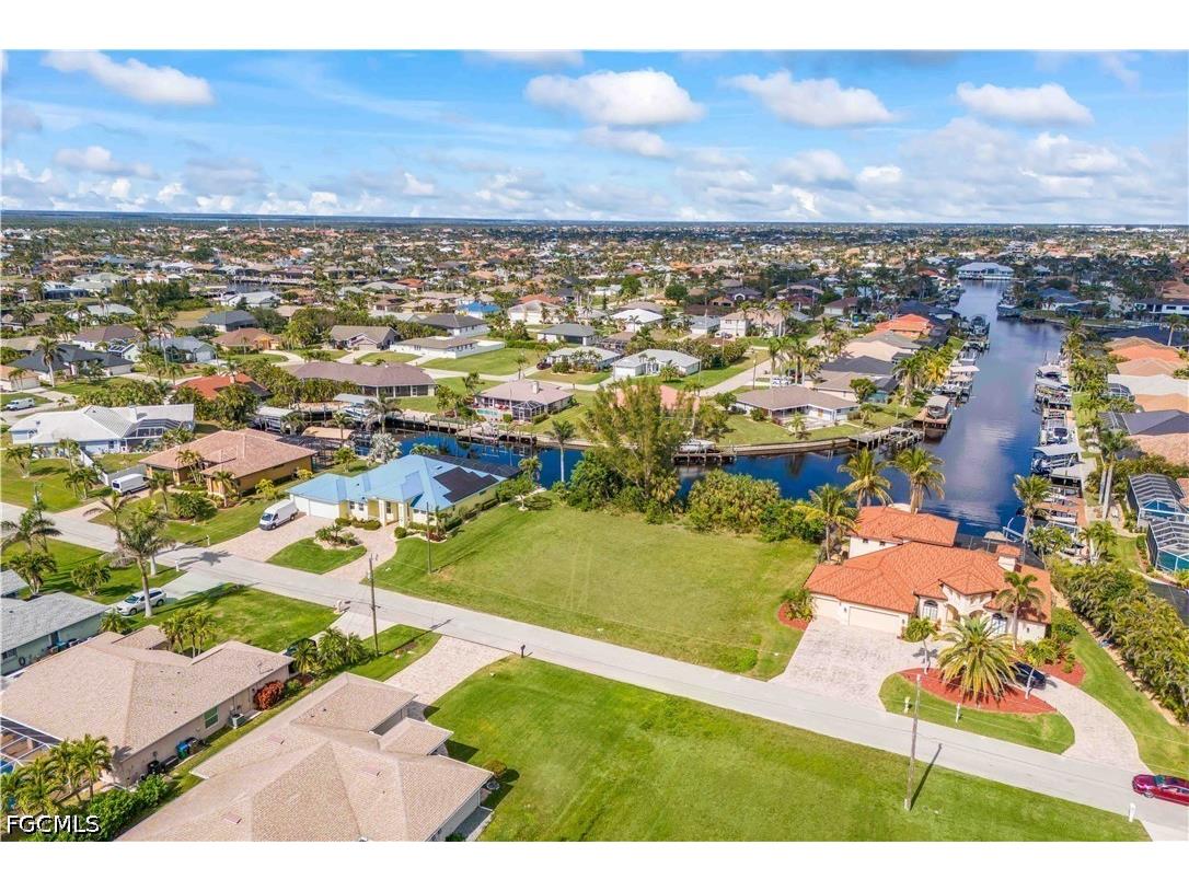 2301 SW 54th Lane Cape Coral FL 33914 2026030344 image5