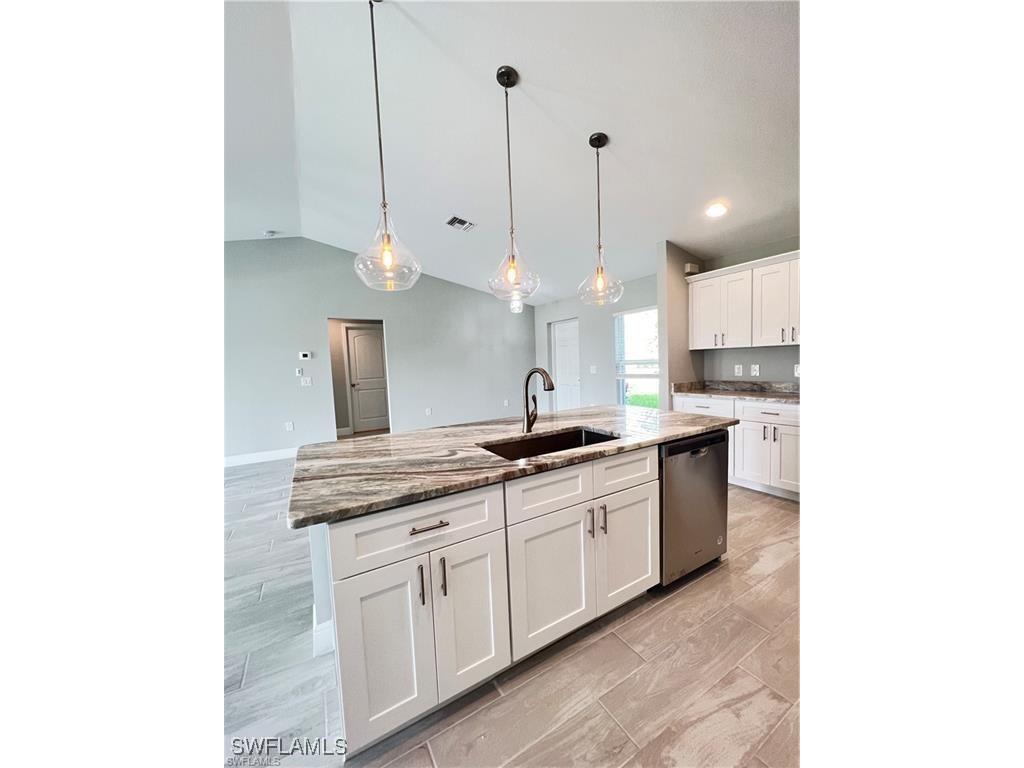 2302 NE 35th Street Cape Coral FL 33909 225083103 image8