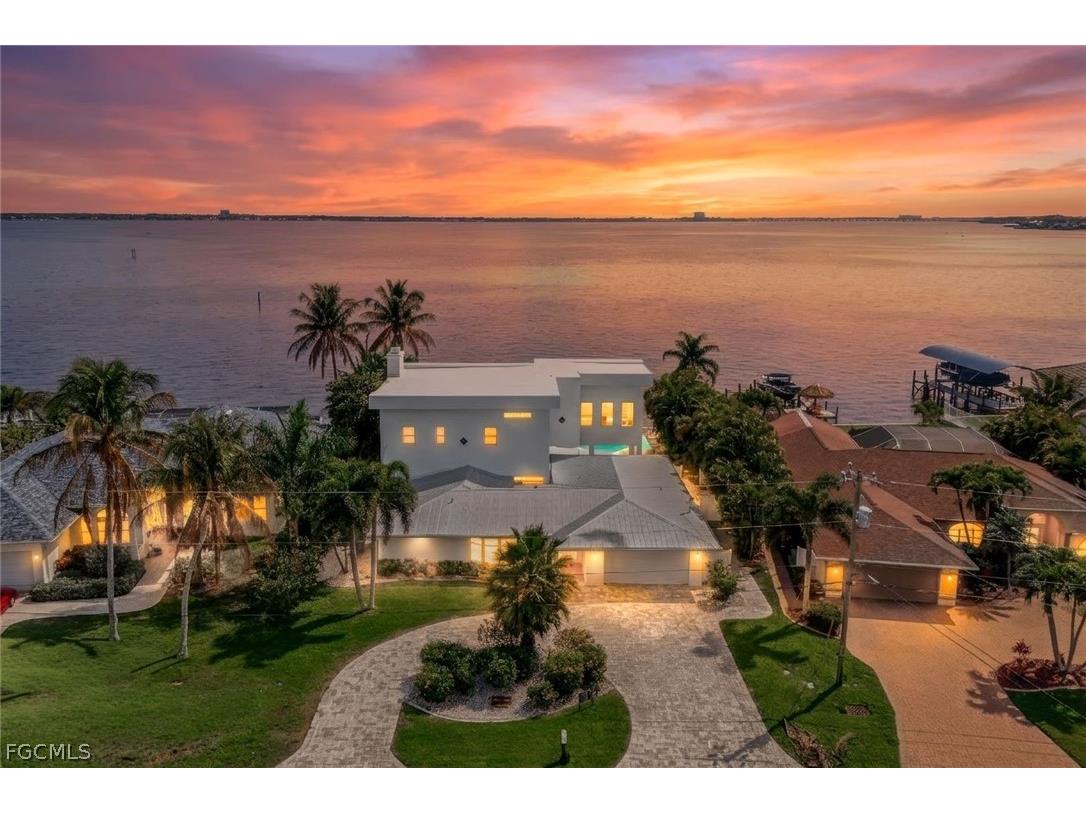 2302 SE 28th Street Cape Coral FL 33904 2026011992 image3