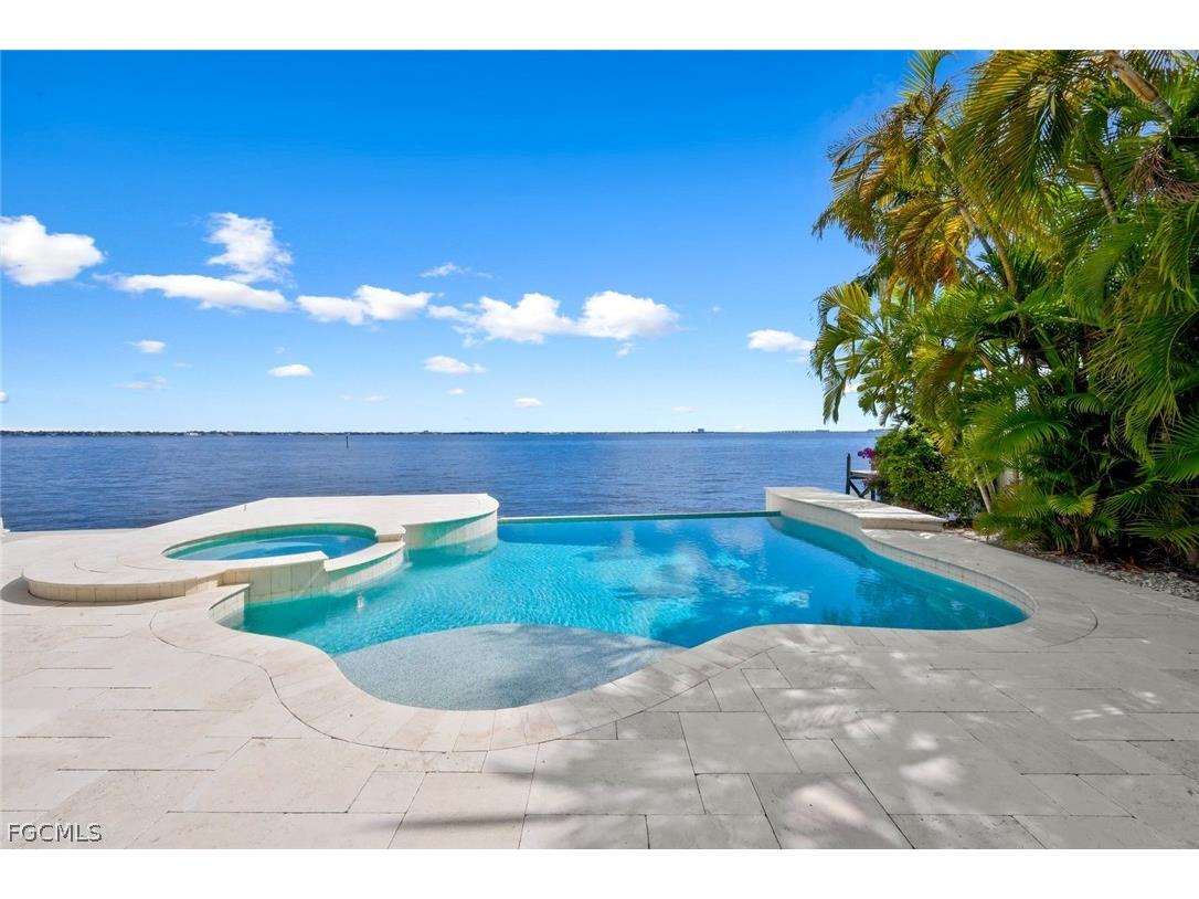 2302 SE 28th Street Cape Coral FL 33904 2026011992 image4
