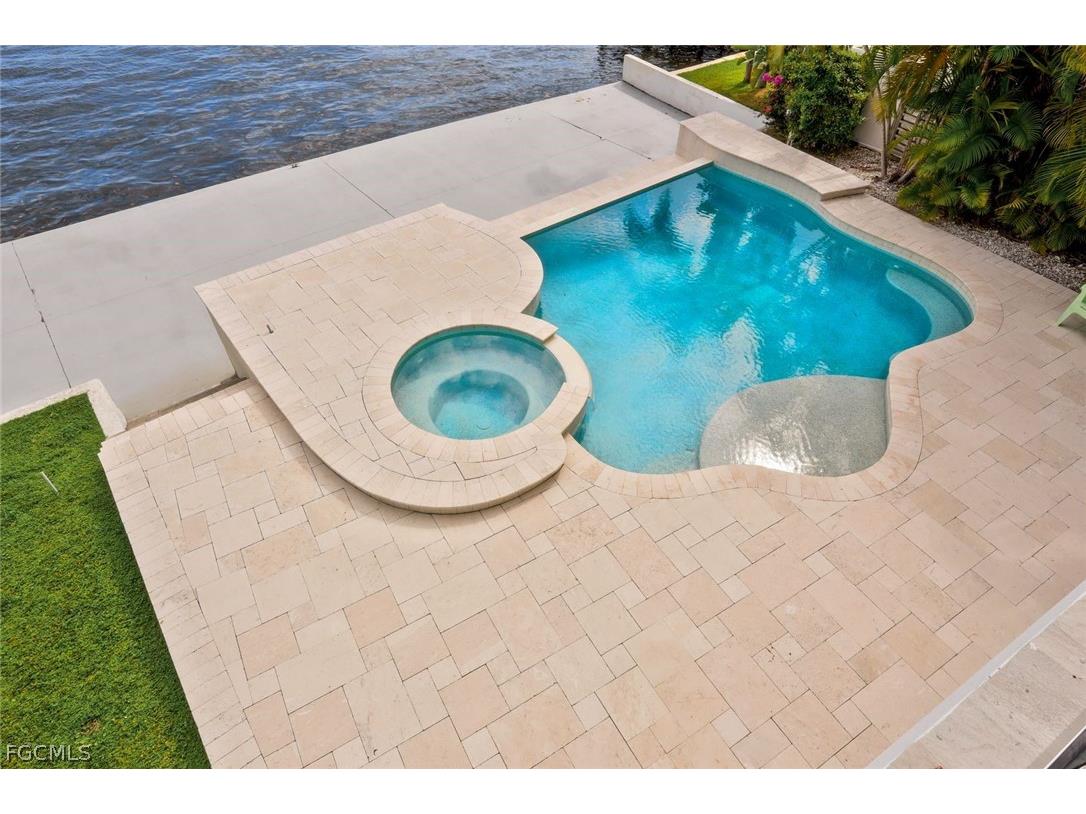 2302 SE 28th Street Cape Coral FL 33904 2026011992 image49