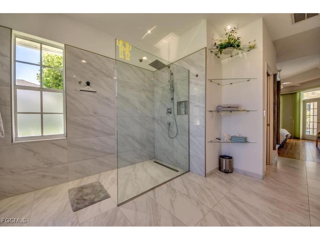 2302 SW 54th Street Cape Coral FL 33914 2025023323 image29