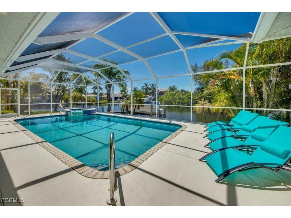 2302 SW 54th Street Cape Coral FL 33914 2025023323 image40