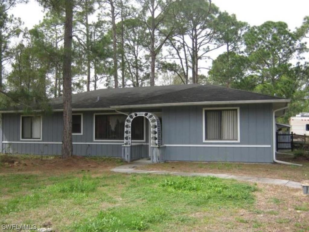 2303 Hamilton Avenue Alva FL 33920 223030992 image1