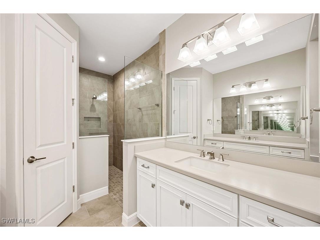 2303 Marquesa Circle Naples FL 34112 226001729 image17