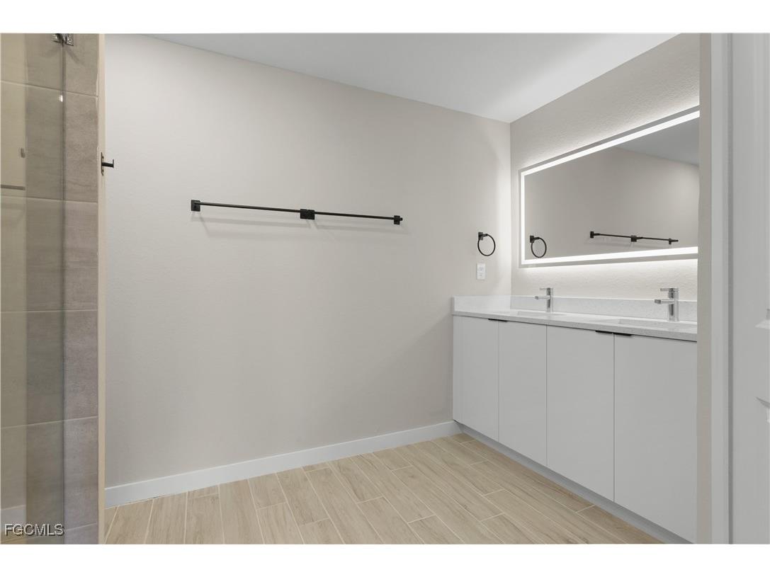 2303 NE 39th Street Cape Coral FL 33909 2025022629 image14