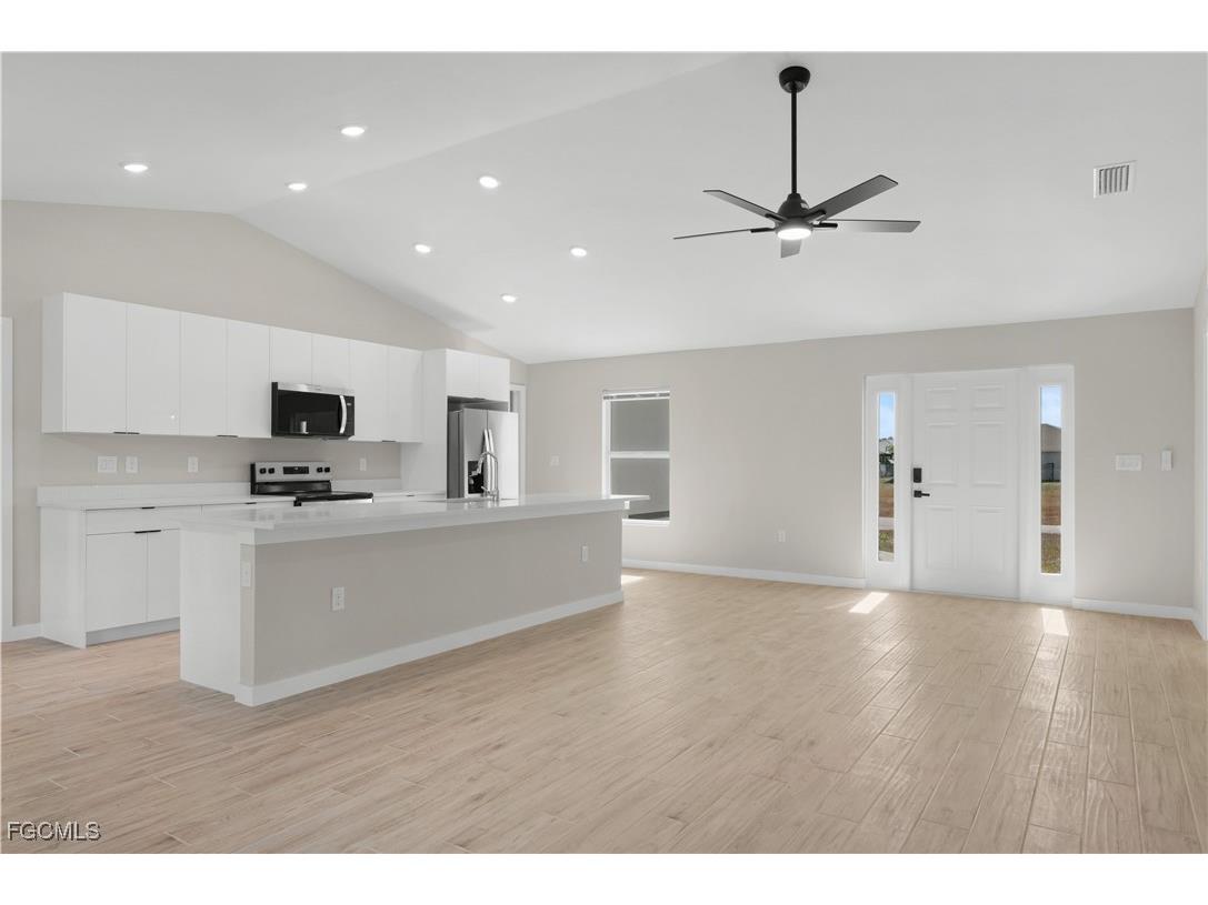 2303 NE 39th Street Cape Coral FL 33909 2025022629 image2