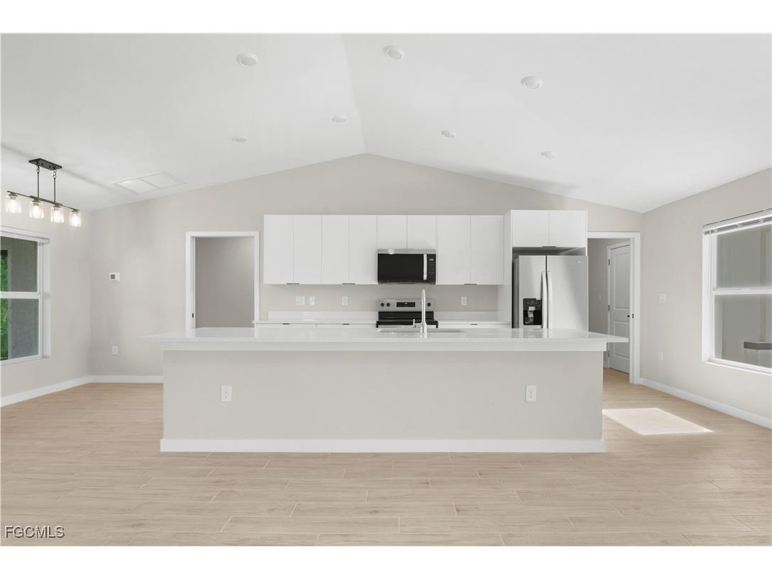 2303 NE 39th Street Cape Coral FL 33909 2025022629 image7