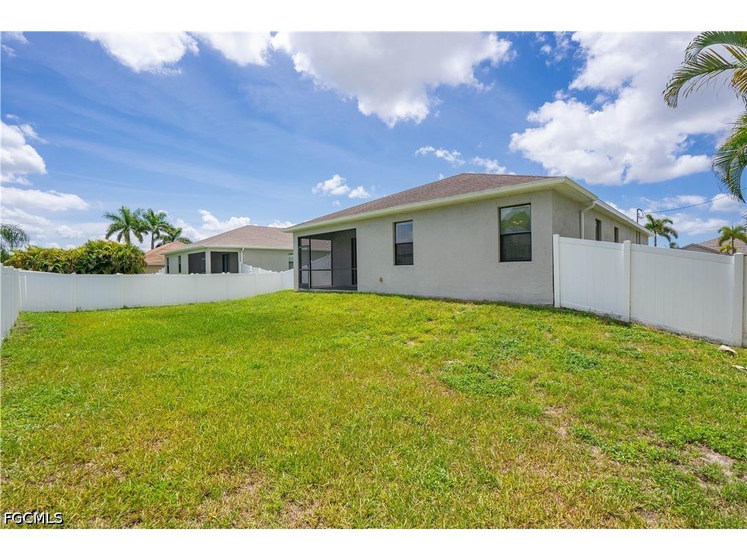 2303 SW 21st Terrace Cape Coral FL 33991 2026025242 image20