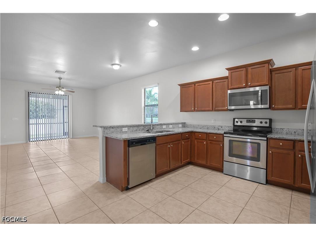 2303 SW 21st Terrace Cape Coral FL 33991 2026025242 image4