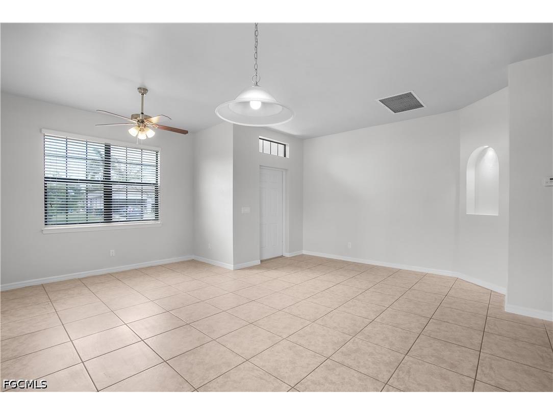 2303 SW 21st Terrace Cape Coral FL 33991 2026025242 image9