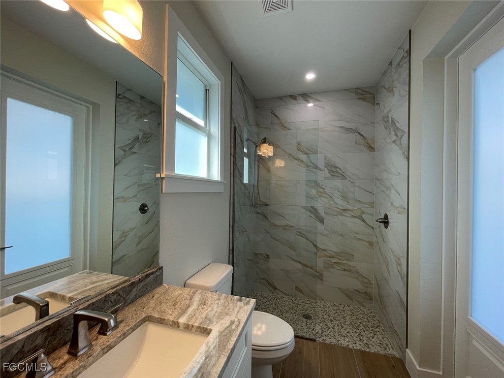 2303 SW 43rd Terrace Cape Coral FL 33914 2025004613 image11