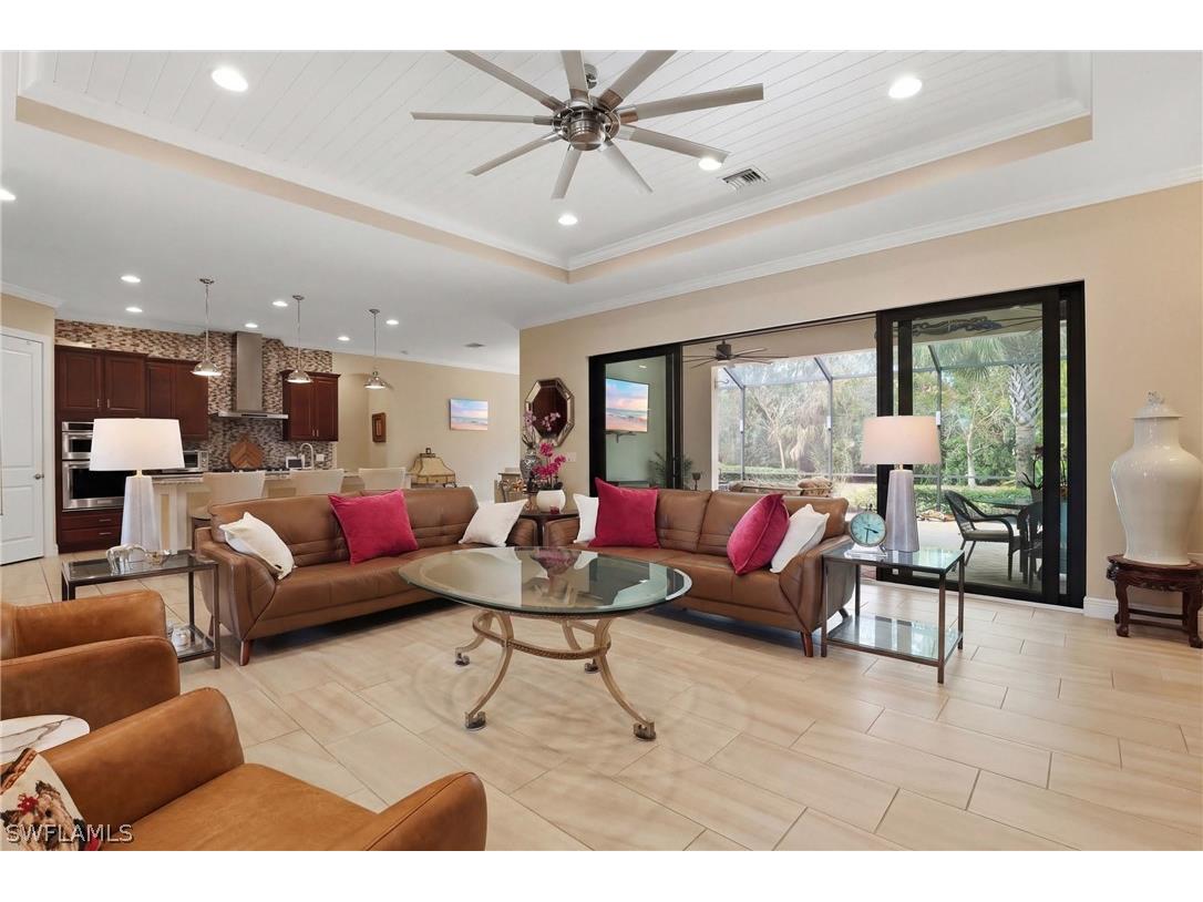 2303 Somerset Place Naples FL 34120 226011450 image10