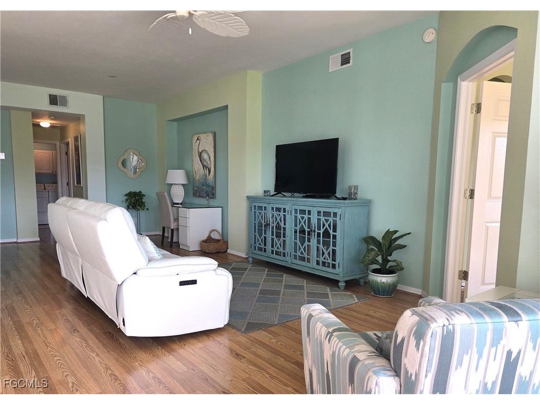 23034 Lone Oak Drive Estero FL 33928 2026003620 image8