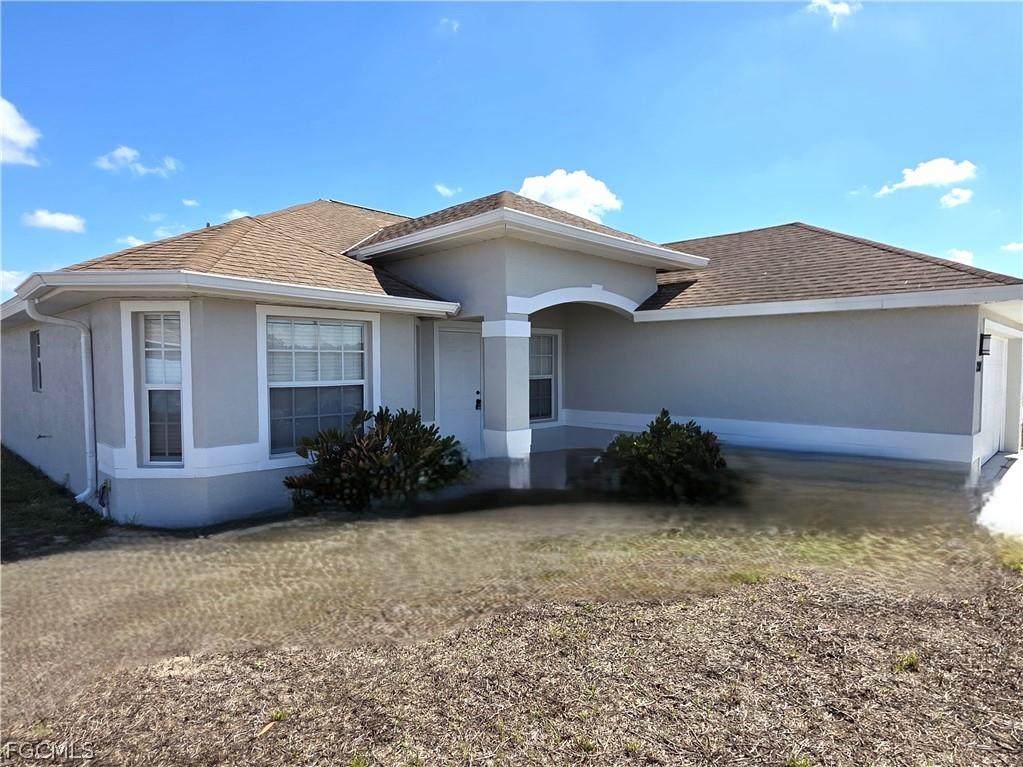 2304 Christopher Avenue N Lehigh Acres FL 33971 2026012064 image1