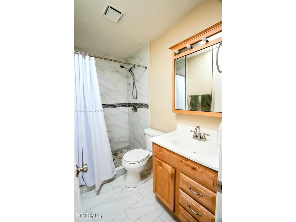 2304 SE 8th Terrace Cape Coral FL 33990 2025008614 image12