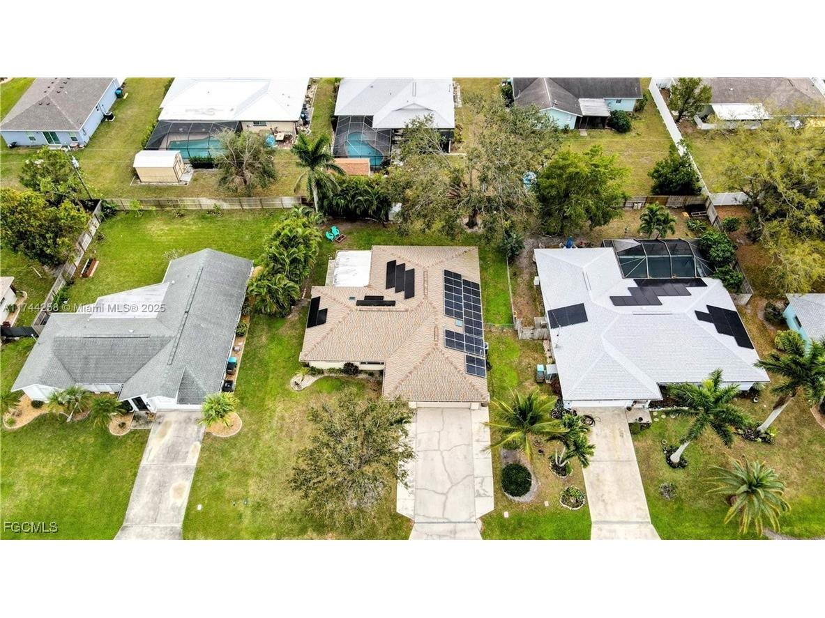 2304 SE 8th Terrace Cape Coral FL 33990 2025008614 image23