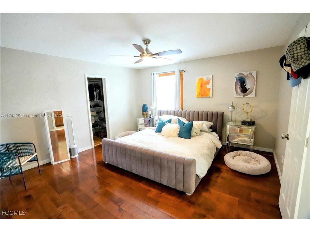 2304 SE 8th Terrace Cape Coral FL 33990 2025008614 image9